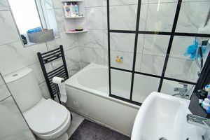 Photo 19- click for photo gallery